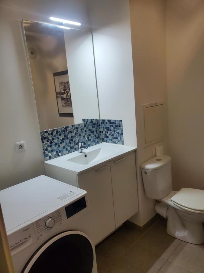Joli Appartement Proche Du Centre-Reseau Orange Pour Capter Saint Fargeau Ponthierry Bagian luar foto